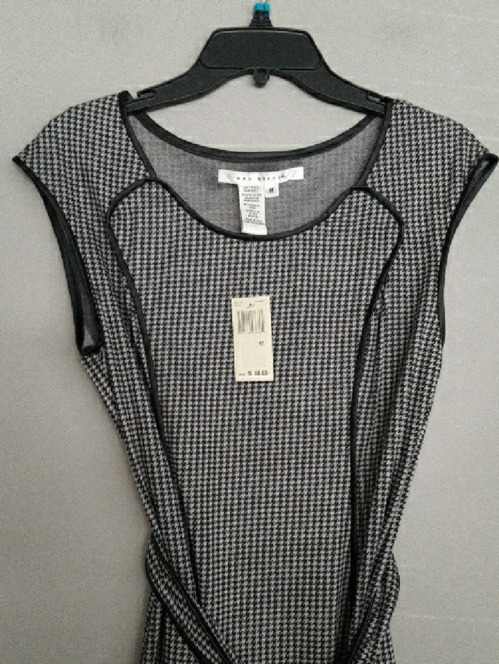 Max Studio Black and White Houndstooth Cap-Sleeve Dress